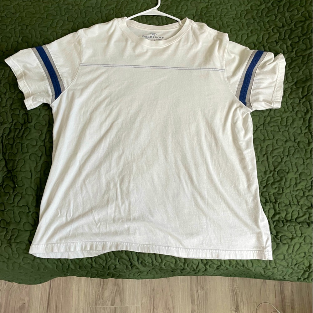 Vintage white t shirt